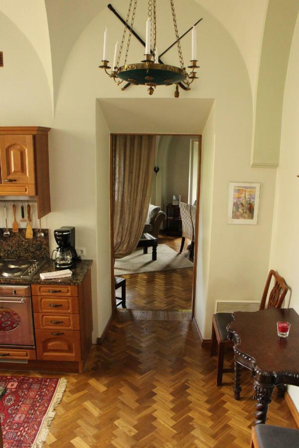 Rapunzel Tower Apartment Tallinn Exterior photo